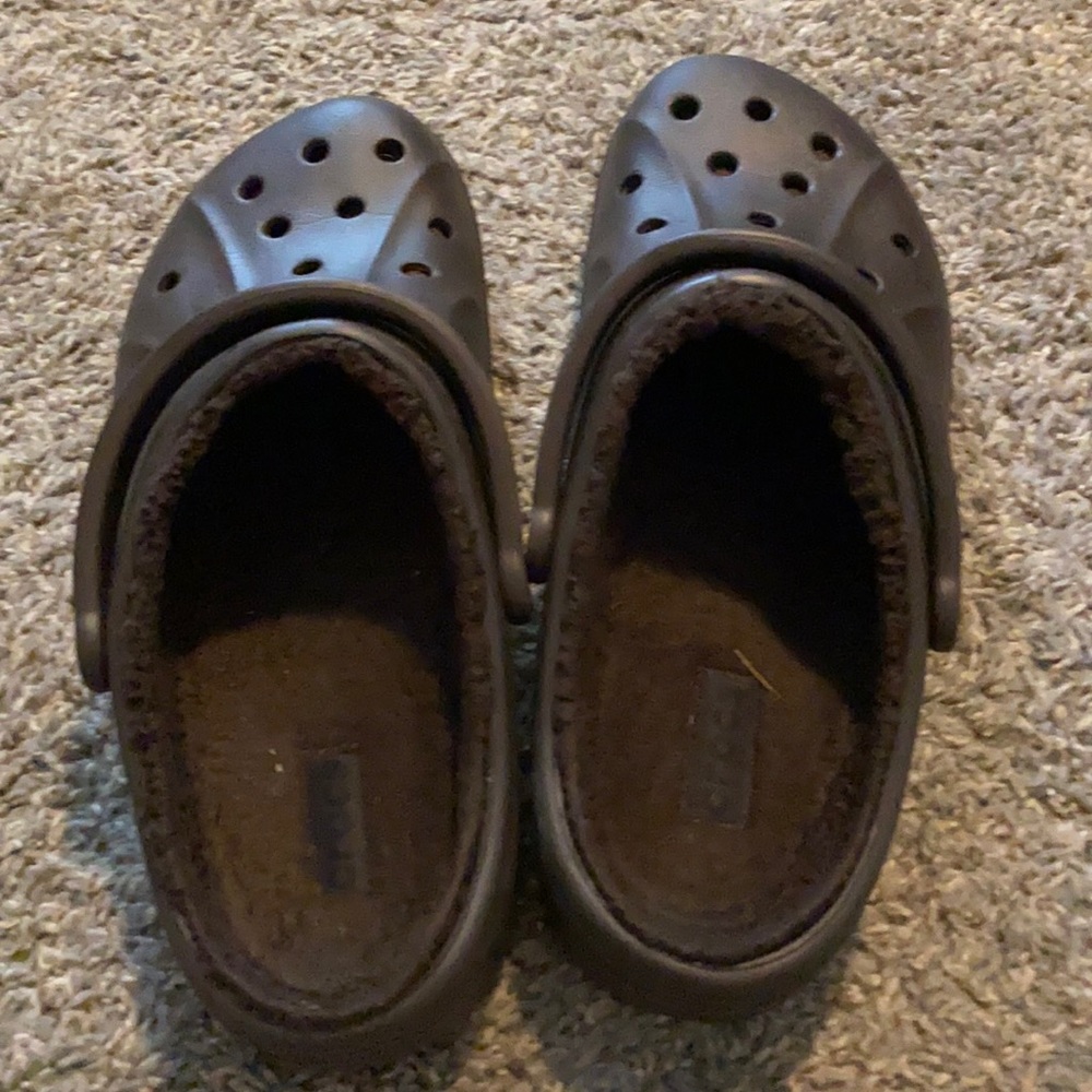 Men’s crocs fur lined